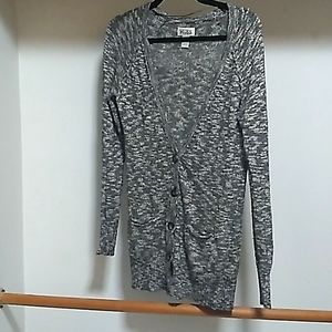 Women's cardigan.